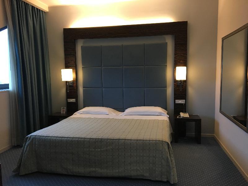 Guglielmotel Brembate Eksteriør bilde